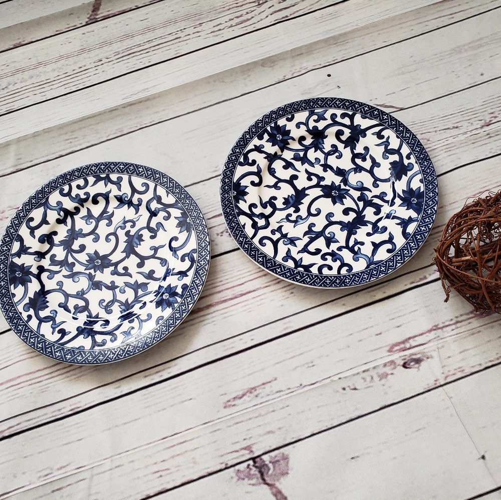 Set of Ralph lauren plates